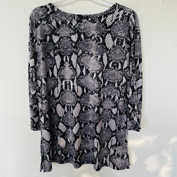 Susan Graver Animal Print Sequin top size L - Picture 6 of 10